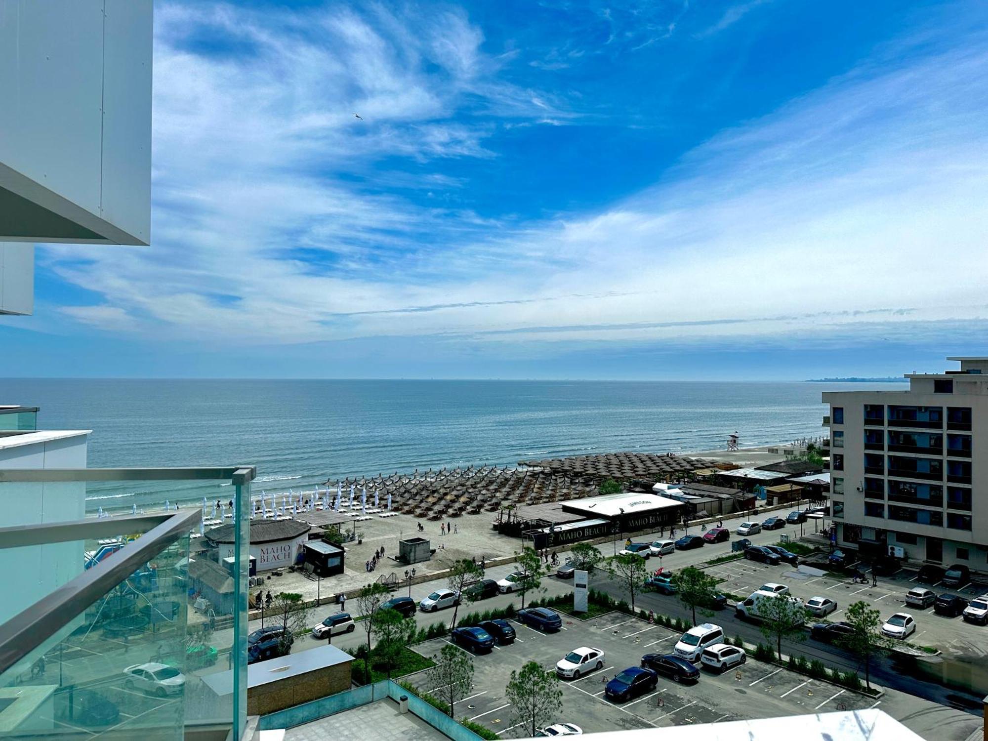 Sunrise Splendor Apartment Navodari Luaran gambar